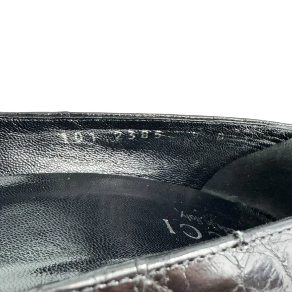 GUCCI Black Alligator Heels Pumps Made in Italy Marked as 39B-9US